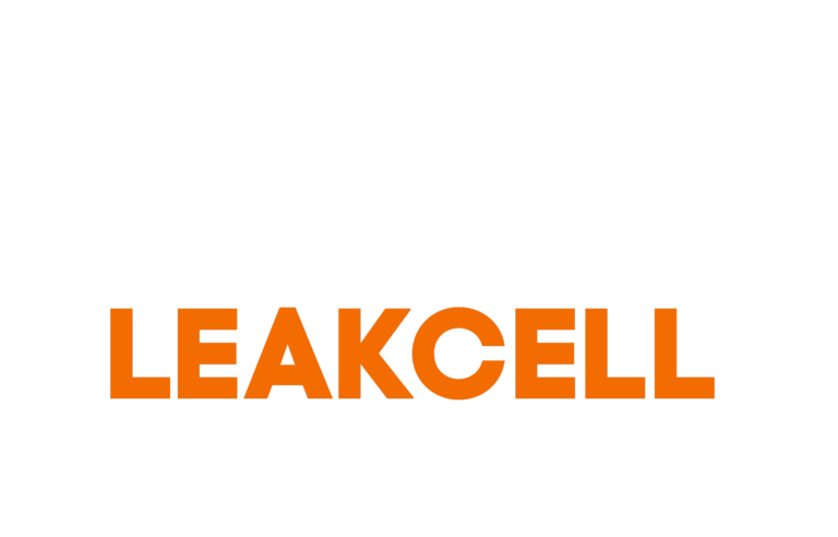 Fet orange text "LEAKCELL" visas på en vit bakgrund.